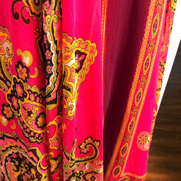 Bohemian Style with an Asymmetrical Bottom Beautiful Bright Colors. - Picture 5 of 6